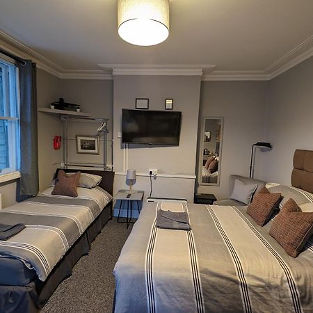 Caversham Lodge Ридинг Экстерьер фото