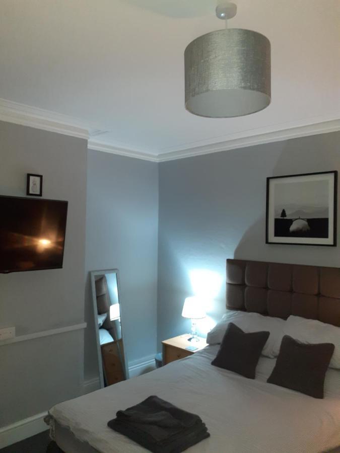 Caversham Lodge Ридинг Экстерьер фото