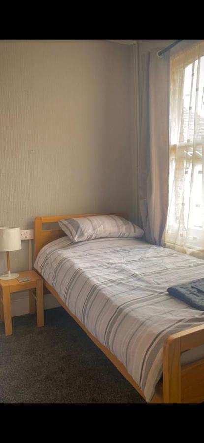 Caversham Lodge Ридинг Экстерьер фото