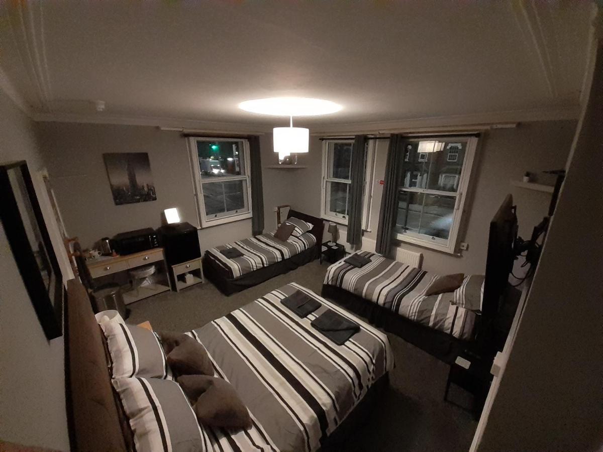 Caversham Lodge Ридинг Экстерьер фото